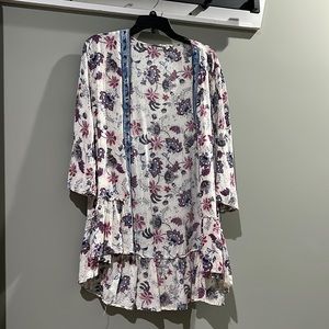 Floral kimono top